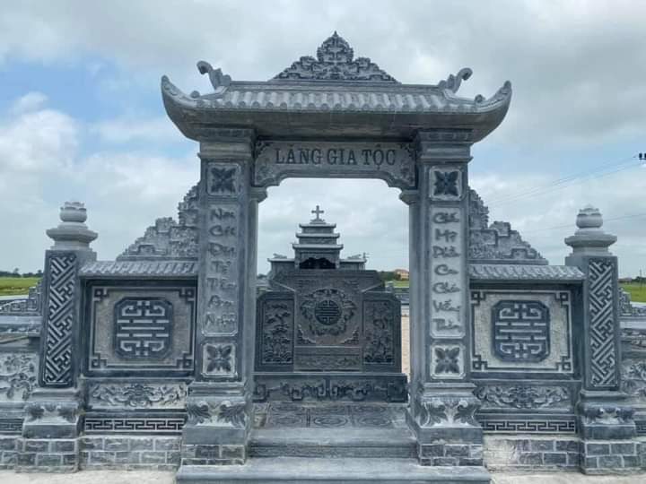 Mẫu cổng đá trang trọng cho công trình lăng thờ gia tộc 