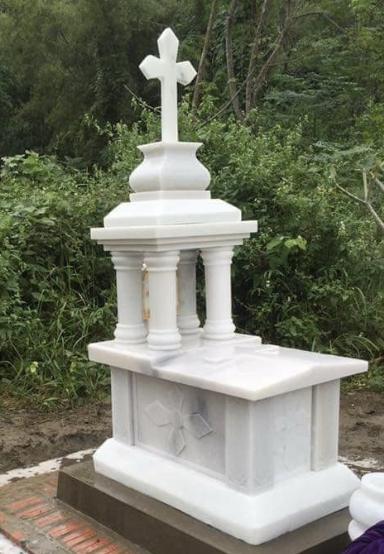 Tổng hợp 99+ mẫu lăng mộ đá trắng đẹp hiện nay hình 4 Mộ đá trắng công giáo kích thước nhỏ gọn