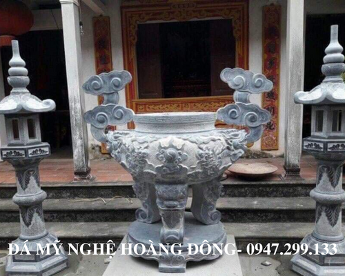 Mẫu lư hương đá chạm khắc dáng tròn 