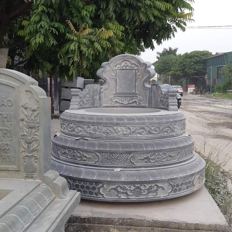 mộ đá nguyên khối Ninh Bình số 2 Giá mộ đá nguyên khối Ninh Bình phụ thuộc vào vị trí thi công lắp đặt